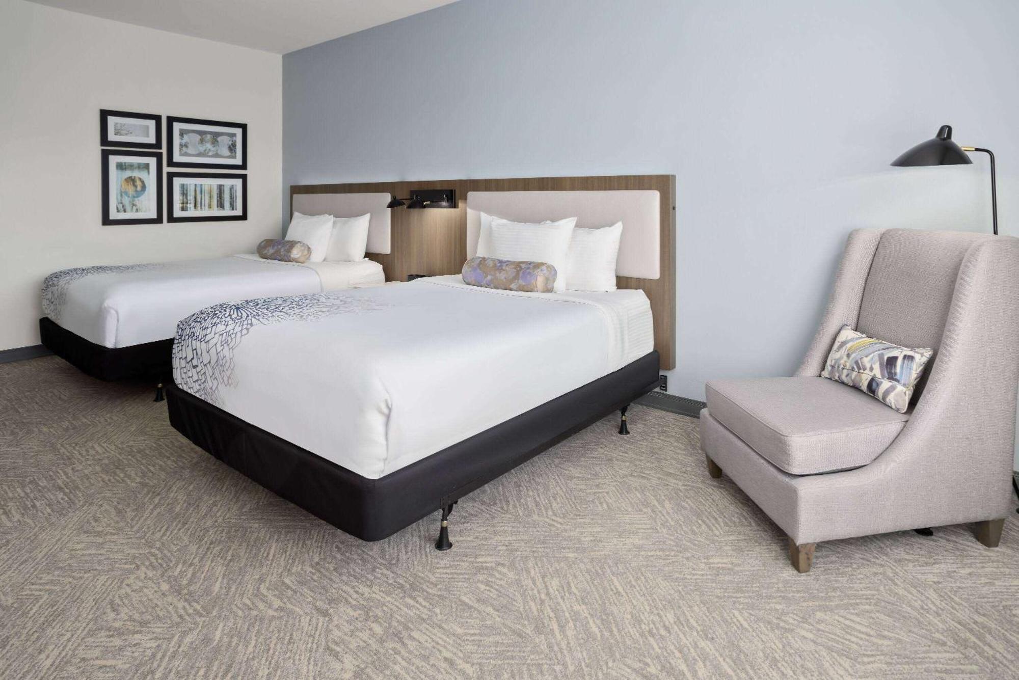La Quinta Inn & Suites By Wyndham Locust Grove Extérieur photo