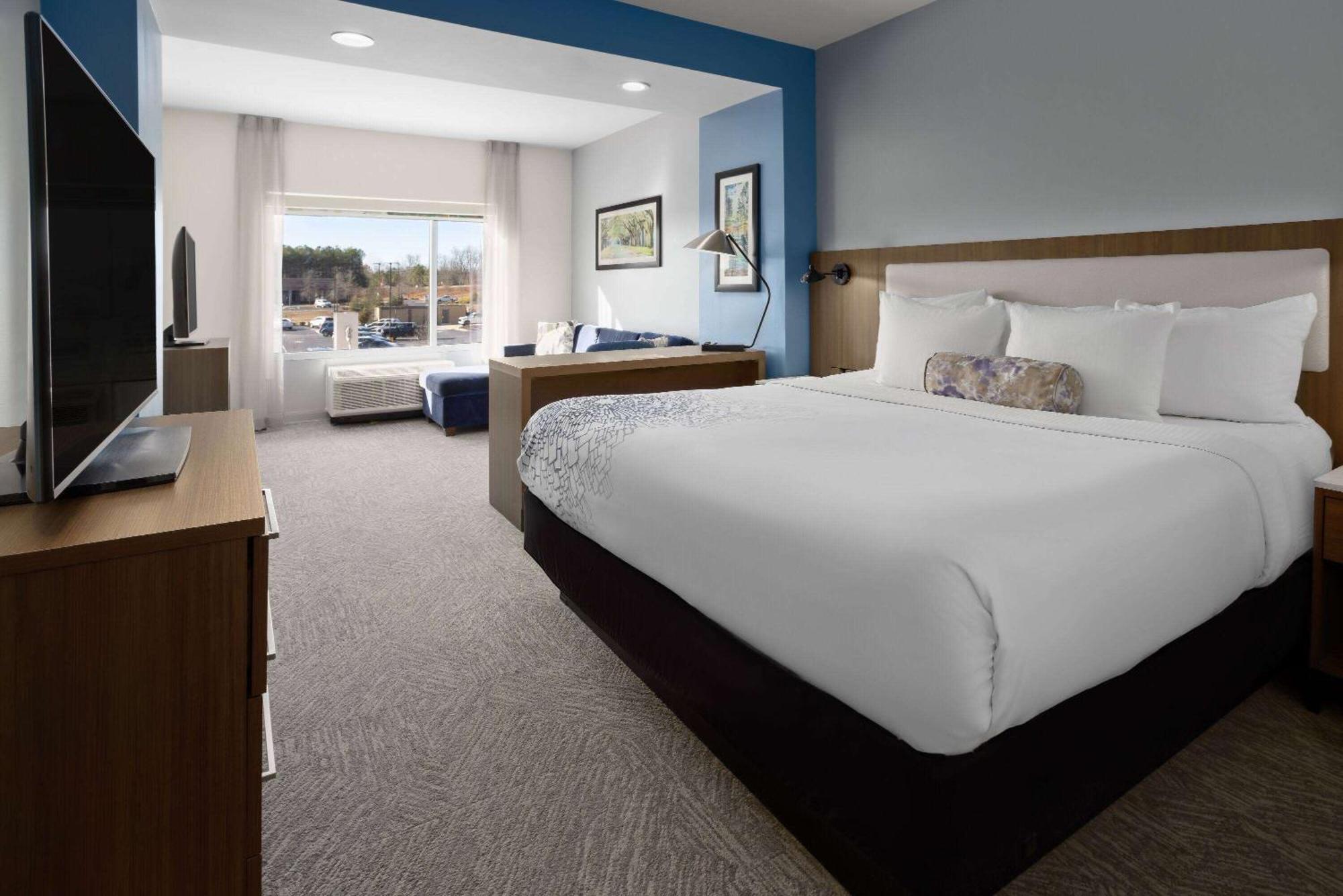 La Quinta Inn & Suites By Wyndham Locust Grove Extérieur photo